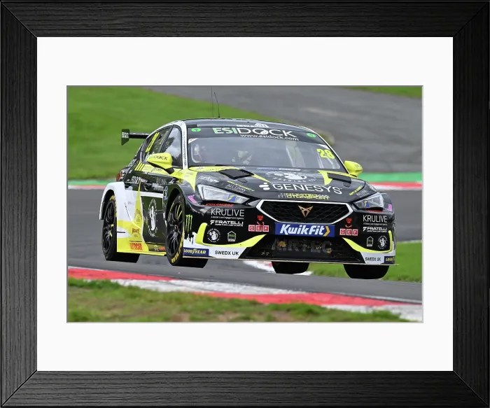Framed Print : CZ5_1981 Nicolas Hamilton, Cupra Leon, Powder Monkey Brewing Co with Esidock.jpg Framed Print : CZ5_1981 Nicolas Hamilton, Cupra Leon, Powder Monkey Brewing Co with Esidock.jpg