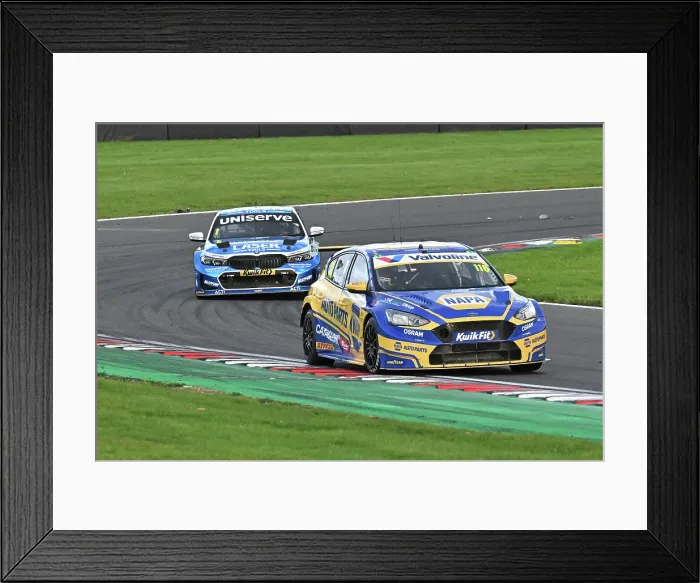 Framed Print : CZ5_2596 Ashley Sutton, Ford Focus ST, NAPA Racing UK, Jake Hill, BMW 330i M Sport, Laser Tools Racing with MB Motorsport.jpg Framed Print : CZ5_2596 Ashley Sutton, Ford Focus ST, NAPA Racing UK, Jake Hill, BMW 330i M Sport, Laser Tools Racing with MB Motorsport.jpg
