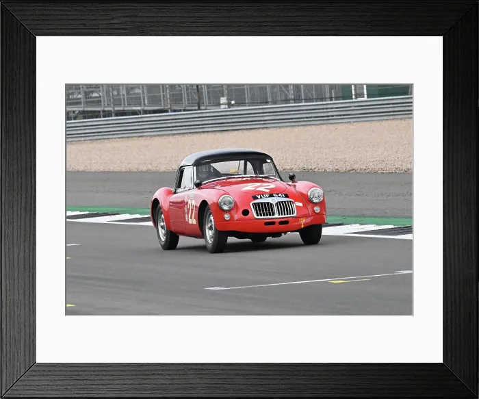 Framed Print : CZ5_2634 Nicola Burnside, Bond, MG A.jpg Framed Print : CZ5_2634 Nicola Burnside, Bond, MG A.jpg