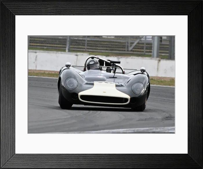 Framed Print : CZ4_0331 Steve Seaman, Andrew Newall, Lola T70 Mk2 Spyder.jpg Framed Print : CZ4_0331 Steve Seaman, Andrew Newall, Lola T70 Mk2 Spyder.jpg