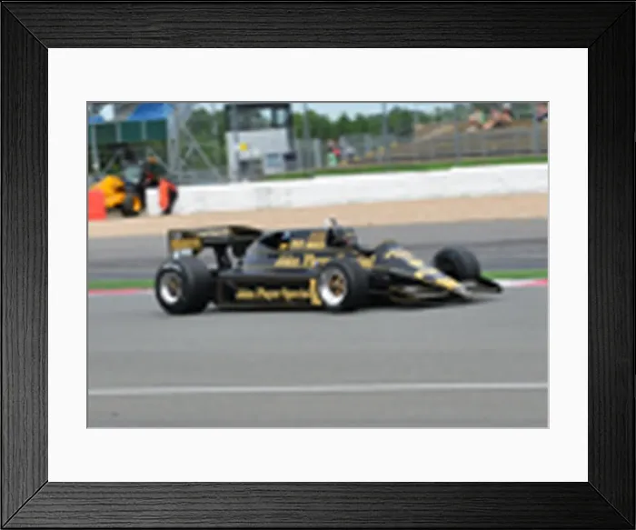  : Greg Thornton; JPS Lotus 92  /  5