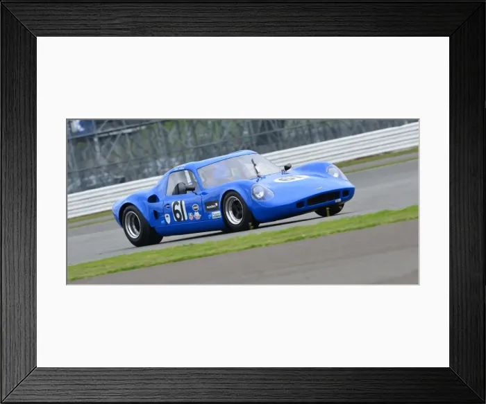 Framed Print : Joe Ward, Chevron B8