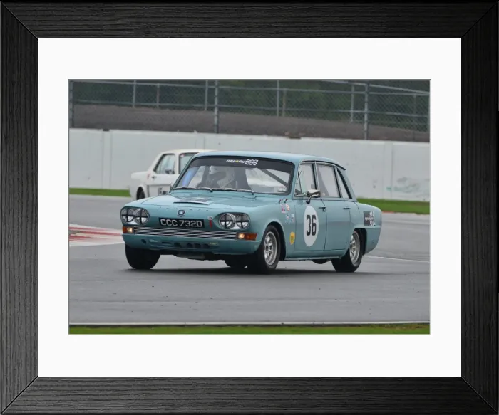Framed Print : Richard Cross, Triumph 2000 Mk1 Framed Print : Richard Cross, Triumph 2000 Mk1