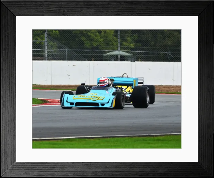 Framed Print : CJ5 1220 Simon Taylor, Chevron B28