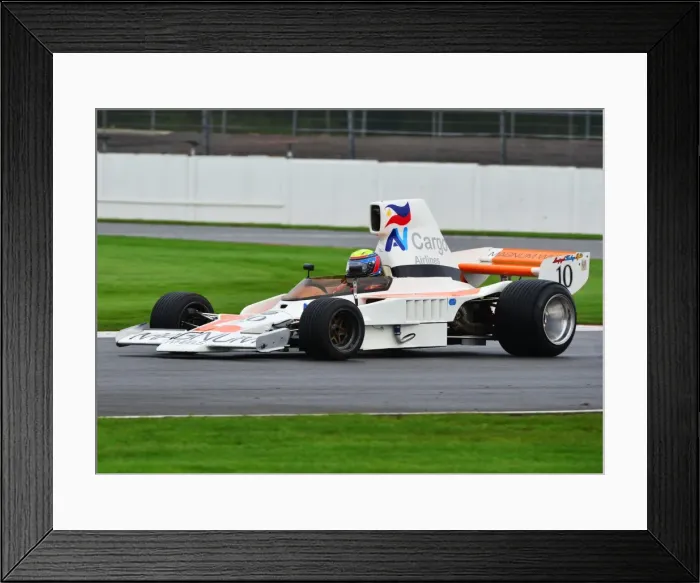 Framed Print : CJ5 1277 Neil Glover, Lola T330-332 Framed Print : CJ5 1277 Neil Glover, Lola T330-332