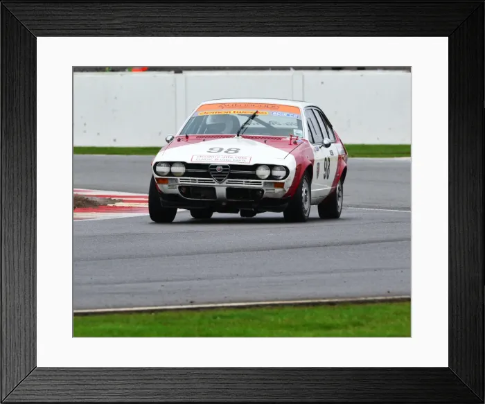 Framed Print : CJ5 1284 Bob Trotter, Alfa Romeo 2000 GTV Framed Print : CJ5 1284 Bob Trotter, Alfa Romeo 2000 GTV