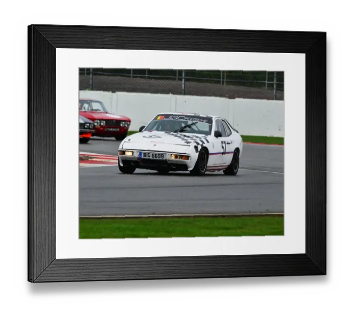 Framed Print : CJ5 1332 Mark Oldfield, Porsche 924 Framed Print : CJ5 1332 Mark Oldfield, Porsche 924