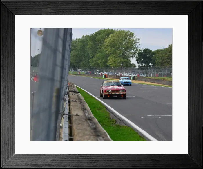 Framed Print : CJ4 8777 Alan Hersey, Reliant Scimitar 5a Framed Print : CJ4 8777 Alan Hersey, Reliant Scimitar 5a