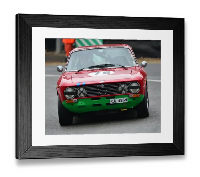 Framed Print : CJ4 9407 David Erwin, Alfa Romeo 2000 GTV Framed Print : CJ4 9407 David Erwin, Alfa Romeo 2000 GTV