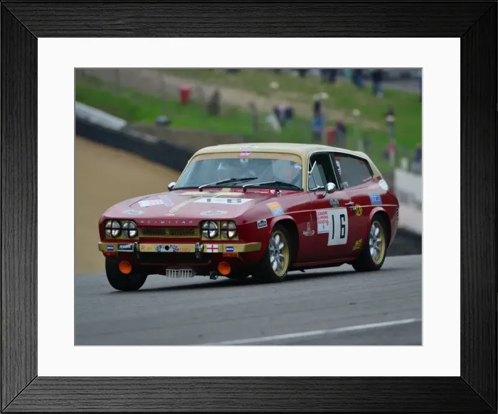Framed Print : CJ4 9492 70s Road Sports, Alan Hersey, Reliant Scimitar 5a Framed Print : CJ4 9492 70s Road Sports, Alan Hersey, Reliant Scimitar 5a