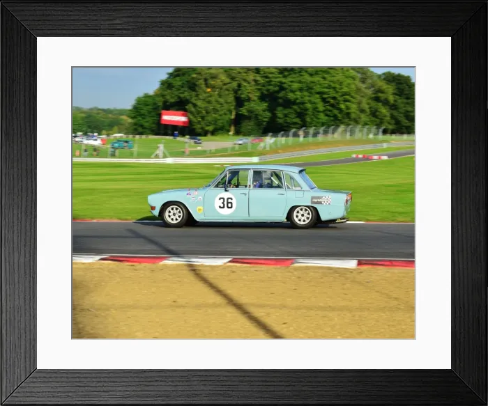 Framed Print : CJ4 9692 Richard Cross, Triumph 2000 Mk1, CCC 732 D Framed Print : CJ4 9692 Richard Cross, Triumph 2000 Mk1, CCC 732 D