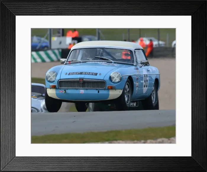 Framed Print : CJ3 1310 Colin Kingsnorth, Edd Horder, MGB Framed Print : CJ3 1310 Colin Kingsnorth, Edd Horder, MGB