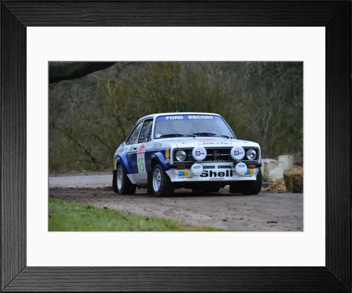 Framed Print : CJ3 0726 Tim Bloxham, Ford Escort RS 1800 Framed Print : CJ3 0726 Tim Bloxham, Ford Escort RS 1800