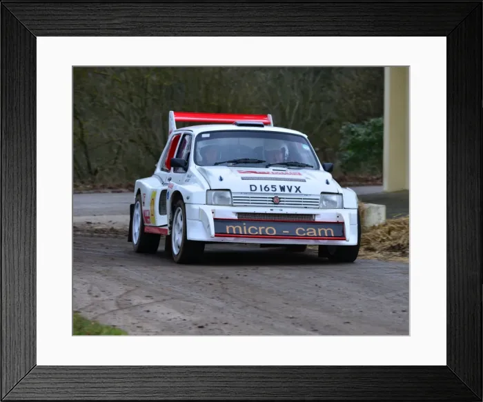 Framed Print : CJ3 0737 Aled Williams, Metro 6R4 Framed Print : CJ3 0737 Aled Williams, Metro 6R4