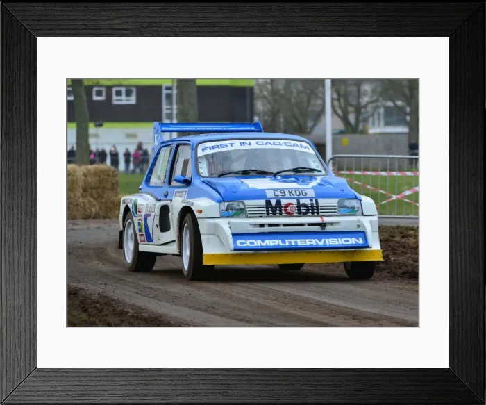 Framed Print : CJ3 0771 Dave Higgs Metro 6R4