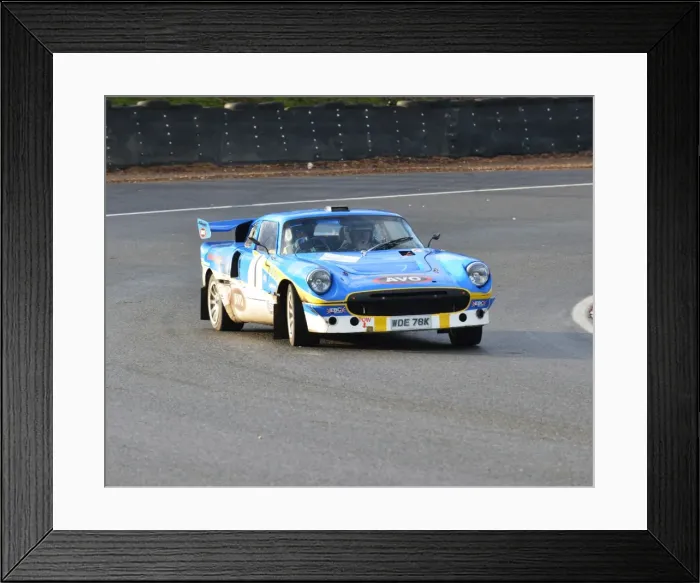Framed Print : CJ5 2898 Dean Thomas, Mark Burt, Davarian Dav-Tec Framed Print : CJ5 2898 Dean Thomas, Mark Burt, Davarian Dav-Tec