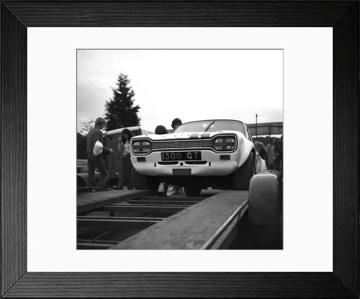 Framed Print : CJMF 082 Escort 1300 GT Framed Print : CJMF 082 Escort 1300 GT