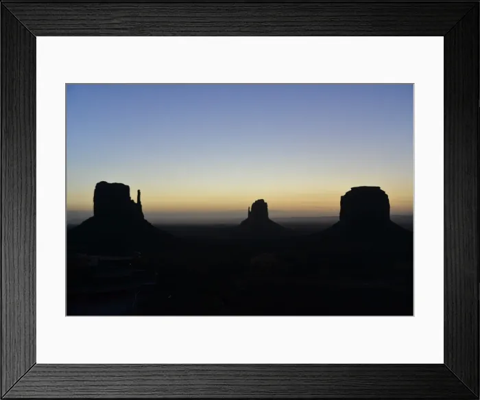 Framed Print : CJ3 3512 Monument Valley sunrise Framed Print : CJ3 3512 Monument Valley sunrise
