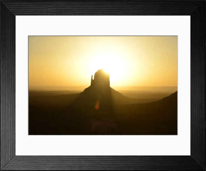Framed Print : CJ3 3553 Monument Valley sunrise Framed Print : CJ3 3553 Monument Valley sunrise