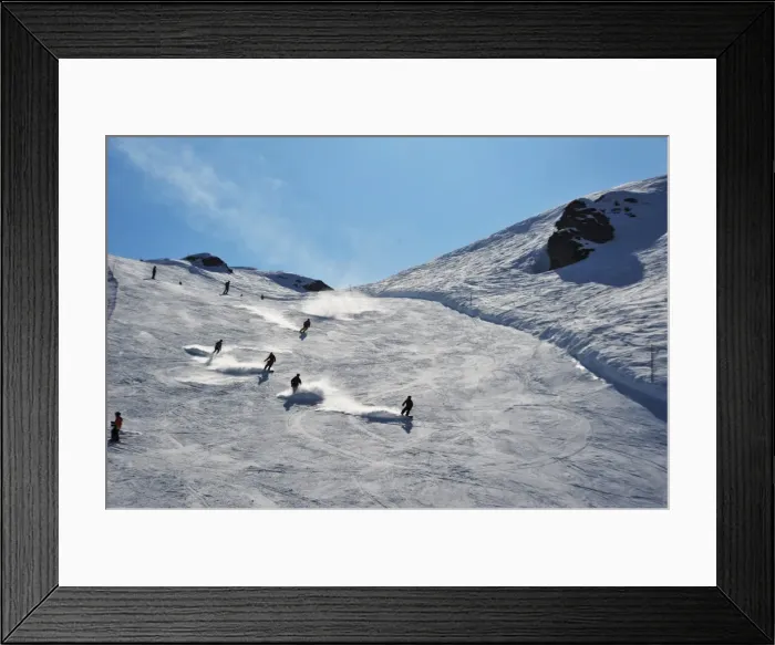Framed Print : CJ1 0826 01 Snow boarders Framed Print : CJ1 0826 01 Snow boarders