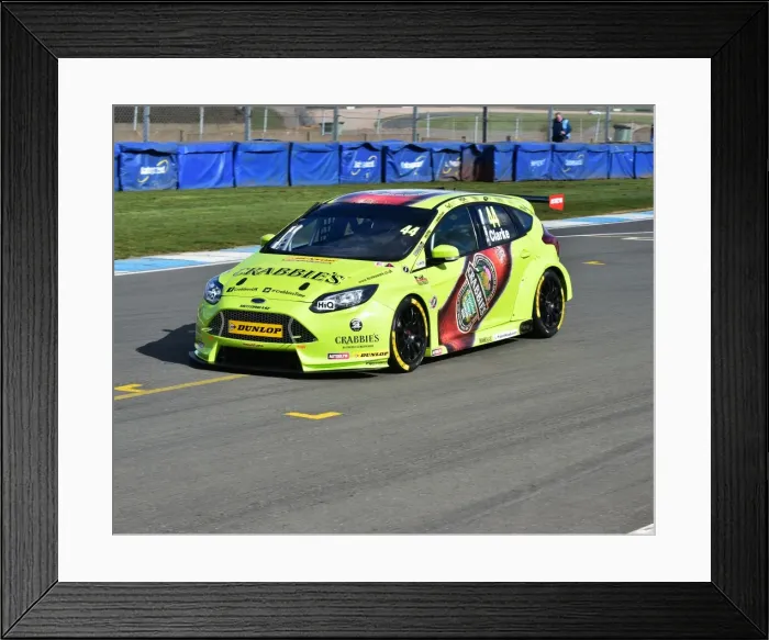 Framed Print : CM1 0487 Jack Clarke, Crabbies Racing, Toyota Avensis Framed Print : CM1 0487 Jack Clarke, Crabbies Racing, Toyota Avensis