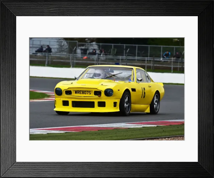 Framed Print : CM1 4535 Hipwell, Aston Martin, white helmet Framed Print : CM1 4535 Hipwell, Aston Martin, white helmet