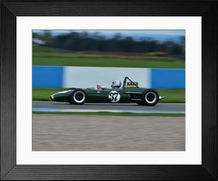 Framed Print : CM1 5041 Lincoln Small, Brabham BT10 Framed Print : CM1 5041 Lincoln Small, Brabham BT10