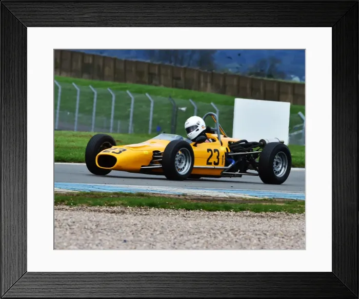 Framed Print : CM1 5426 Nicholas Ball, Merlyn Mk 20A