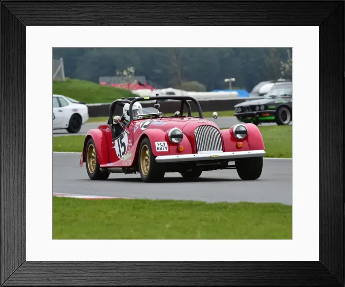 Framed Print : CM1 6739 Richard Carter, Henry Williams, Morgan Plus 8, FCV 897 V Framed Print : CM1 6739 Richard Carter, Henry Williams, Morgan Plus 8, FCV 897 V