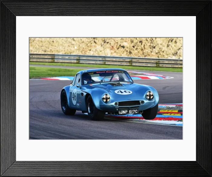 Framed Print : CM1 9398 Mike Whitaker, TVR Griffith, JNP 617 C Framed Print : CM1 9398 Mike Whitaker, TVR Griffith, JNP 617 C