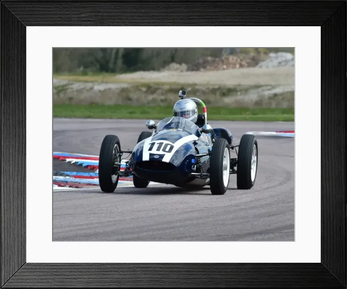 Framed Print : CM1 8882 Greg Thornton, Cooper T52 Framed Print : CM1 8882 Greg Thornton, Cooper T52