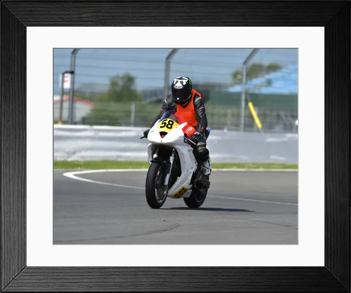 Framed Print : CM2 2653 Chris Rose, Kawasaki Framed Print : CM2 2653 Chris Rose, Kawasaki