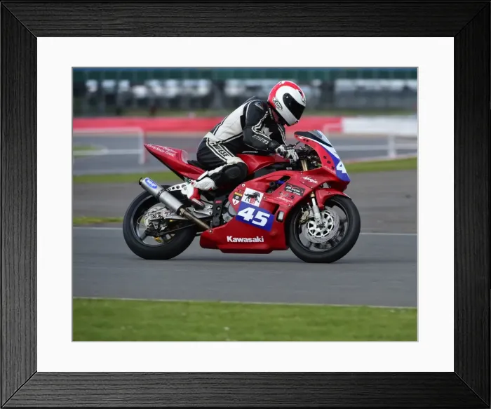 Framed Print : CM2 3244 Colin Martin, Kawasaki Framed Print : CM2 3244 Colin Martin, Kawasaki