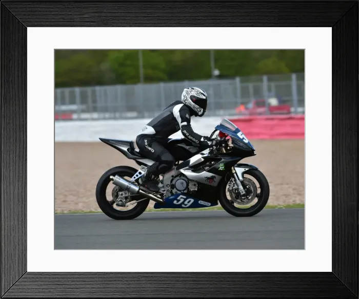 Framed Print : CM2 3259 Danielle Cooper, Kawasaki Framed Print : CM2 3259 Danielle Cooper, Kawasaki