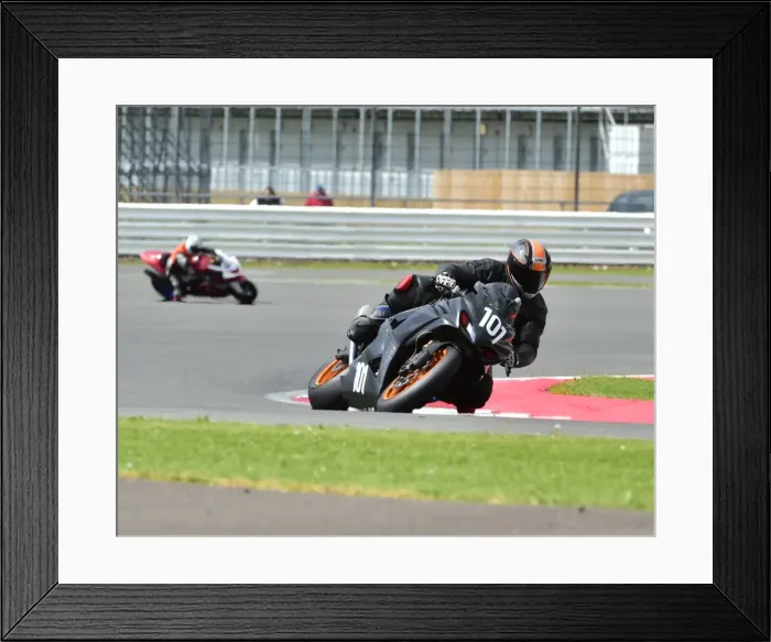 Framed Print : CM2 3331 Richard Payne, Suzuki Framed Print : CM2 3331 Richard Payne, Suzuki