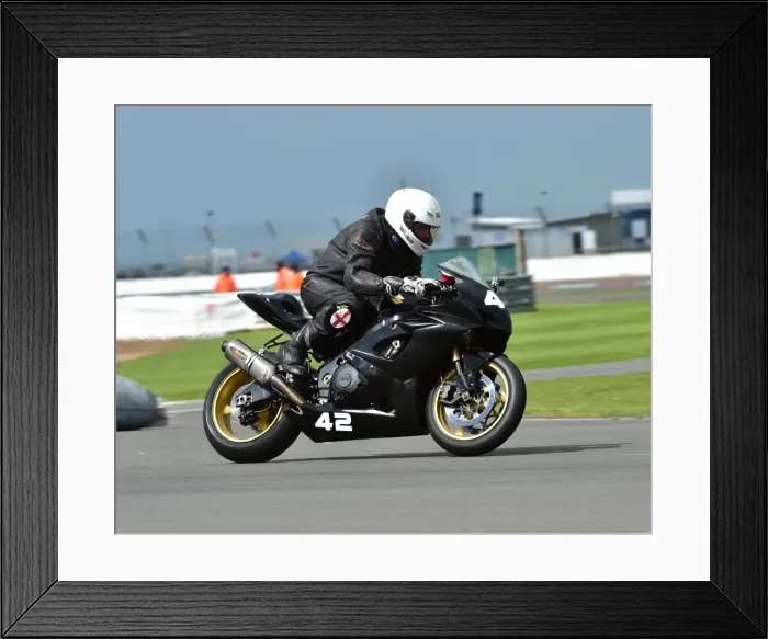 Framed Print : CM2 3326 Alan Wood, Suzuki Framed Print : CM2 3326 Alan Wood, Suzuki