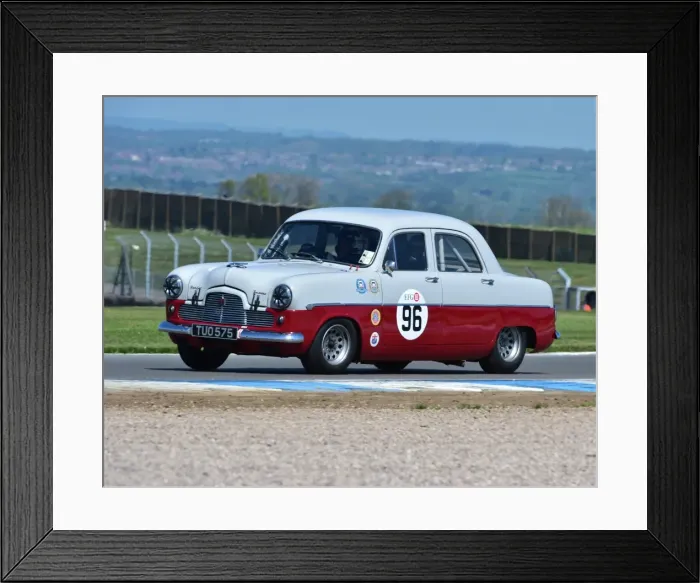 Framed Print : CM2 0595 Simon Watts, Roberto Giordanelli, Ford Zephyr Zodiac Mk1 Framed Print : CM2 0595 Simon Watts, Roberto Giordanelli, Ford Zephyr Zodiac Mk1