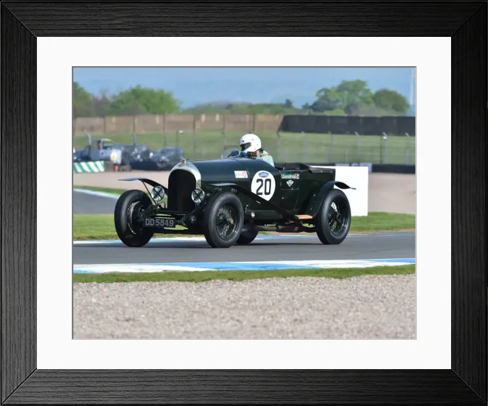 Framed Print : CM2 1533 Ewen Getley, Bentley3-4