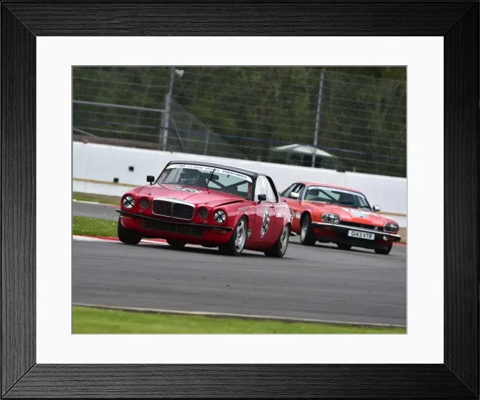 Framed Print : CM2 2603 Kevin Doyle, Jaguar XJ6 Coupe Framed Print : CM2 2603 Kevin Doyle, Jaguar XJ6 Coupe