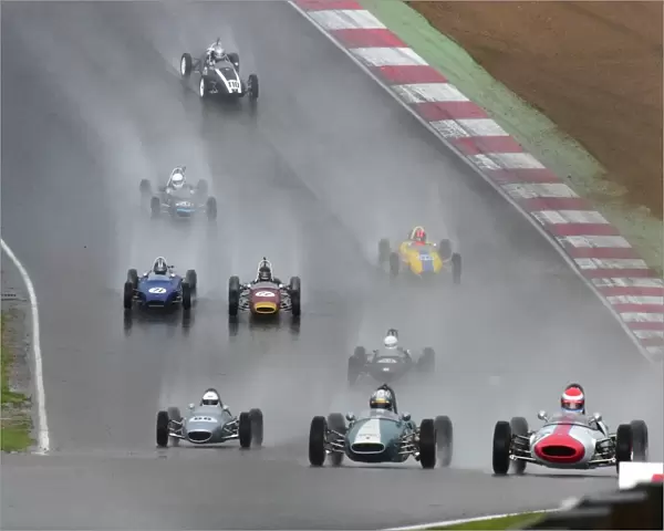 CM2 5791 Racing through the rain