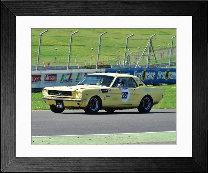 Framed Print : CM2 7357 Alex Thistlewayte, John Bussell, Ford Mustang Framed Print : CM2 7357 Alex Thistlewayte, John Bussell, Ford Mustang