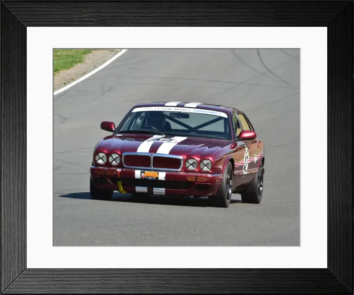 Framed Print : CM2 7434 Roger Webster, Jaguar X300 Framed Print : CM2 7434 Roger Webster, Jaguar X300