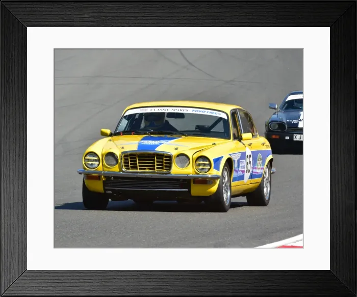 Framed Print : CM2 7438 Simon Lewis, Jaguar XJ6 Framed Print : CM2 7438 Simon Lewis, Jaguar XJ6