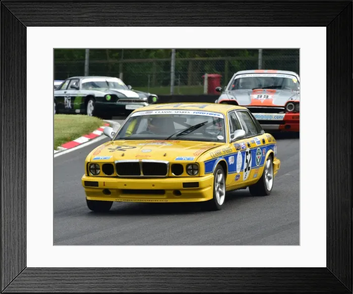 Framed Print : CM2 8212 Gail Hill, Jaguar XJ40 Framed Print : CM2 8212 Gail Hill, Jaguar XJ40