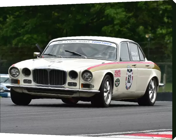 CM2 8281 Tim Morrant, Jaguar Series 1, Daimler