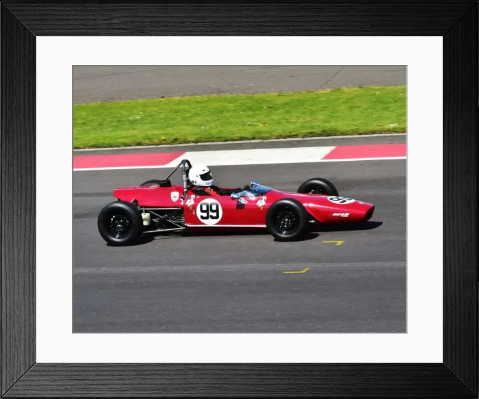 Framed Print : CM2 3916 Nicholas Arden, Merlyn Mk11A Framed Print : CM2 3916 Nicholas Arden, Merlyn Mk11A