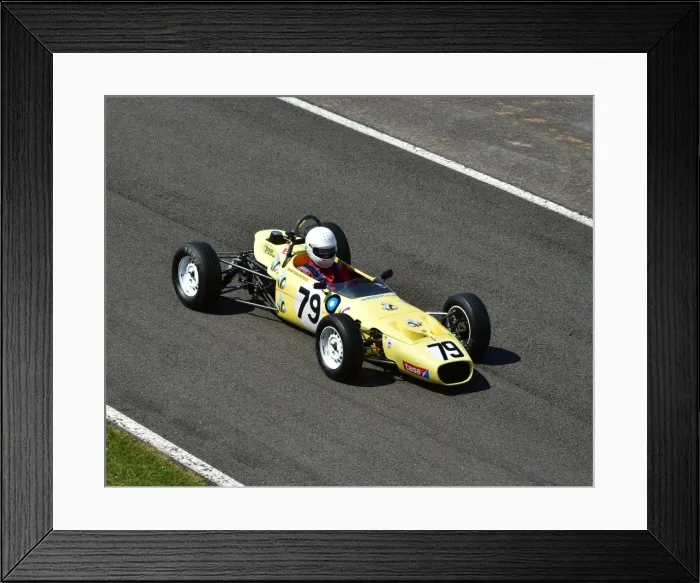 Framed Print : CM2 4001 Mark Draghicescu, Merlyn Mk20 Framed Print : CM2 4001 Mark Draghicescu, Merlyn Mk20
