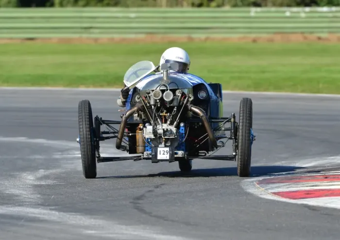 Framed Print : Bob Towell, Morgan 200 mile Aero Framed Print : Bob Towell, Morgan 200 mile Aero