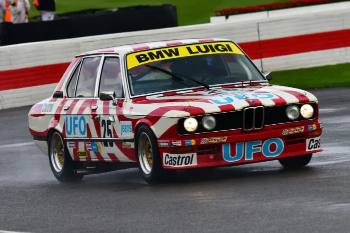 Rights Managed : CJ10 0156 Nick Padmore, BMW 530i Rights Managed : CJ10 0156 Nick Padmore, BMW 530i