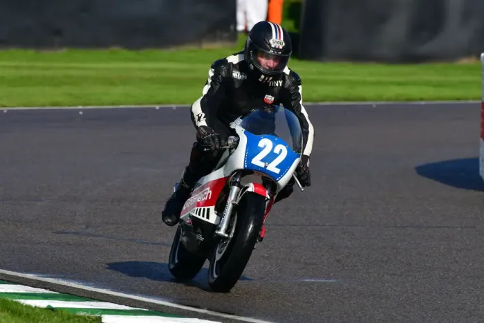 Rights Managed : CJ10 0382 Tony Perkin, Yamaha TZ350G Rights Managed : CJ10 0382 Tony Perkin, Yamaha TZ350G